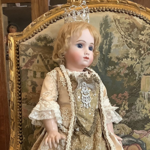 Princess doll in beige and brown