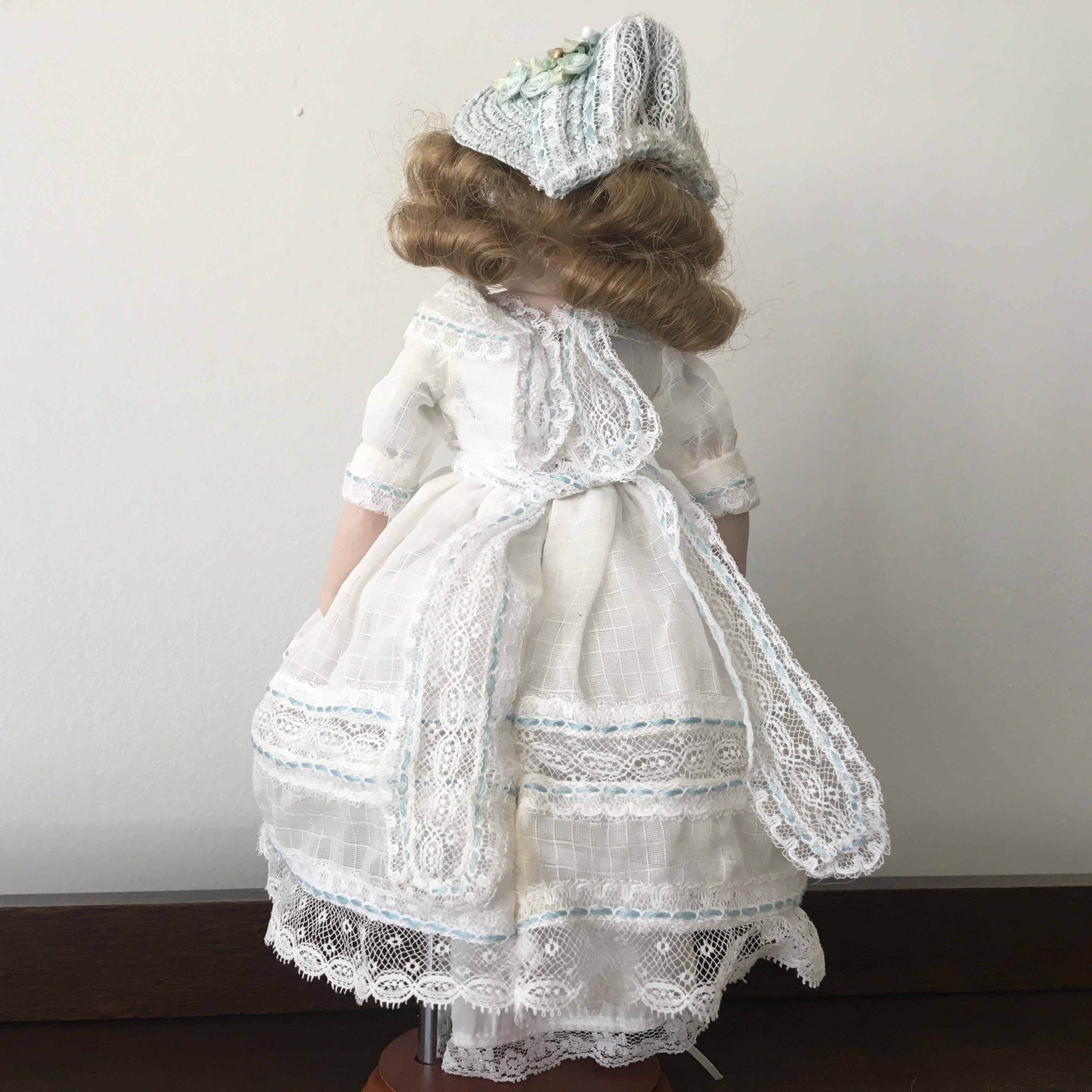Fashion Doll Back