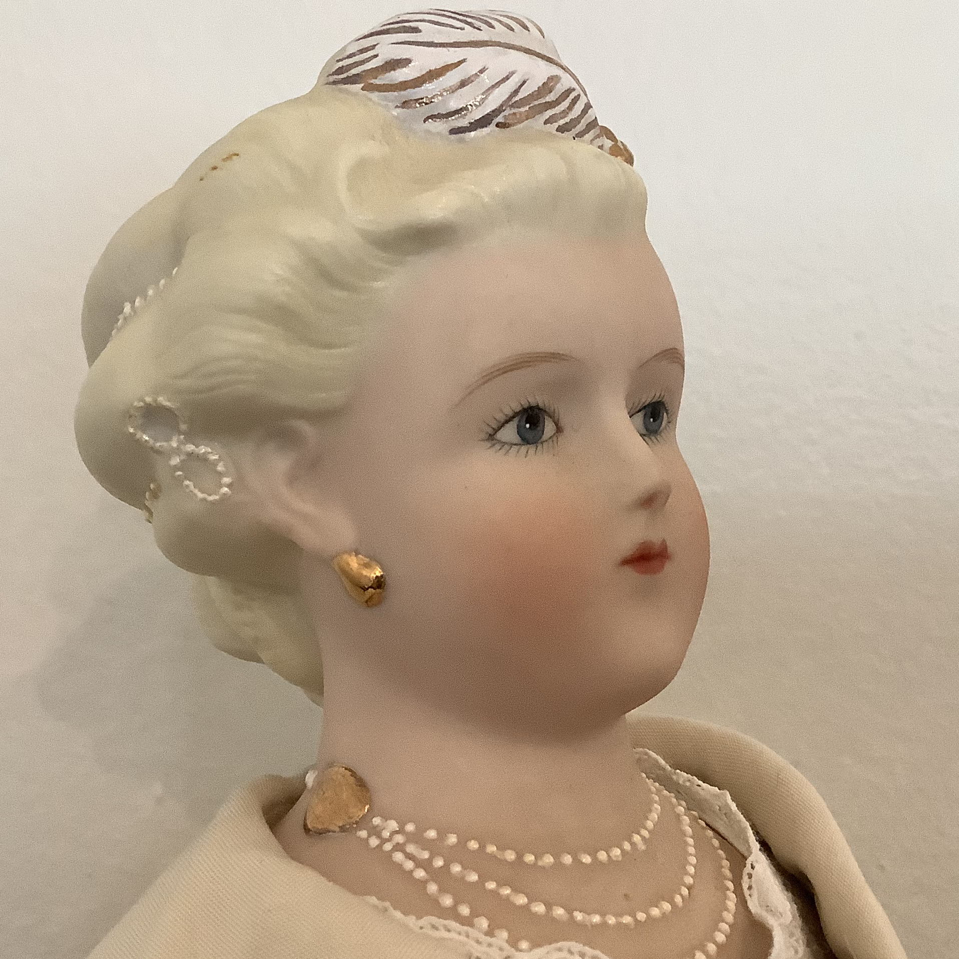 Parien Face 2